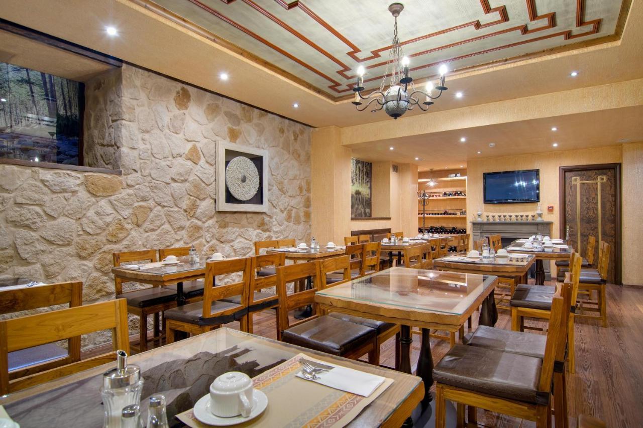 Hotel Kassaros Metsovo Extérieur photo